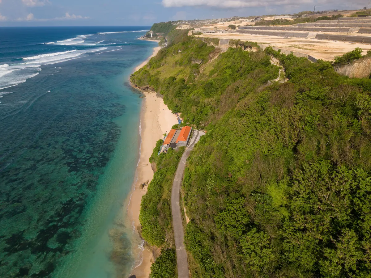 Green cliffs above Pandawa beach on the Bukit