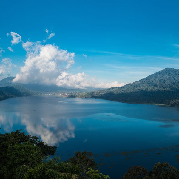 Munduk Waterfalls & Twin Lakes